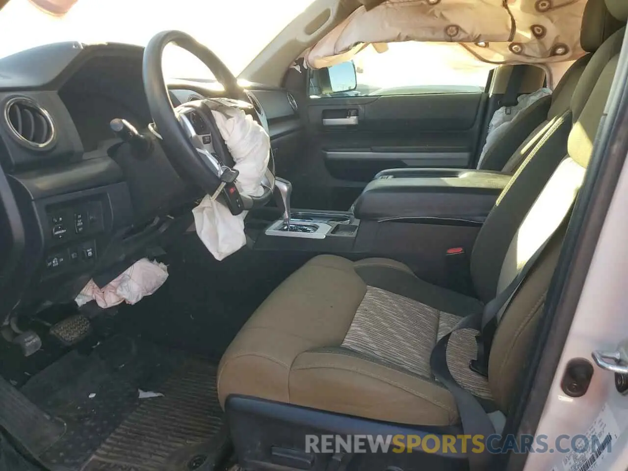 7 fotografías del automóvil dañado 5TFDY5F16MX034562 TOYOTA TUNDRA 2021