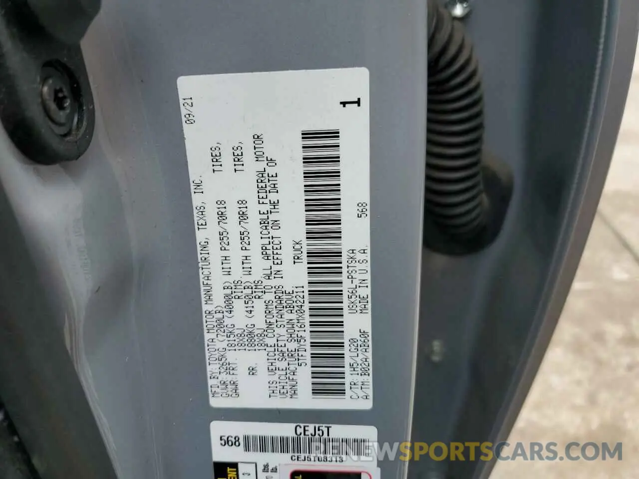 12 fotografías del automóvil dañado 5TFDY5F16MX042211 TOYOTA TUNDRA 2021