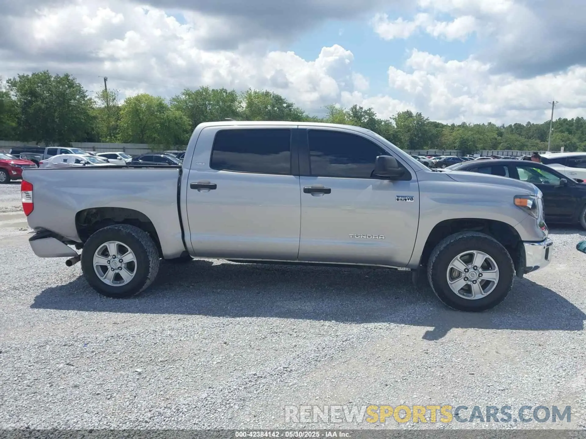 13 fotografías del automóvil dañado 5TFDY5F17MX047532 TOYOTA TUNDRA 2021