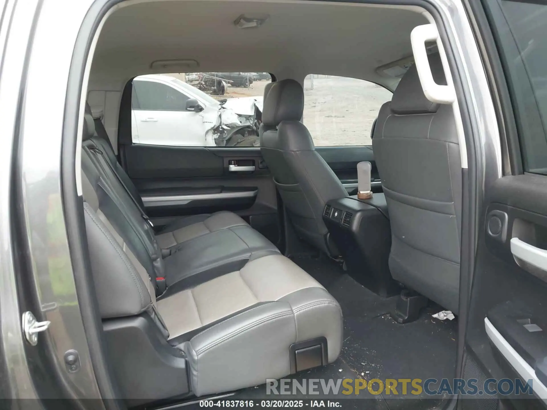 8 fotografías del automóvil dañado 5TFDY5F17MX970027 TOYOTA TUNDRA 2021