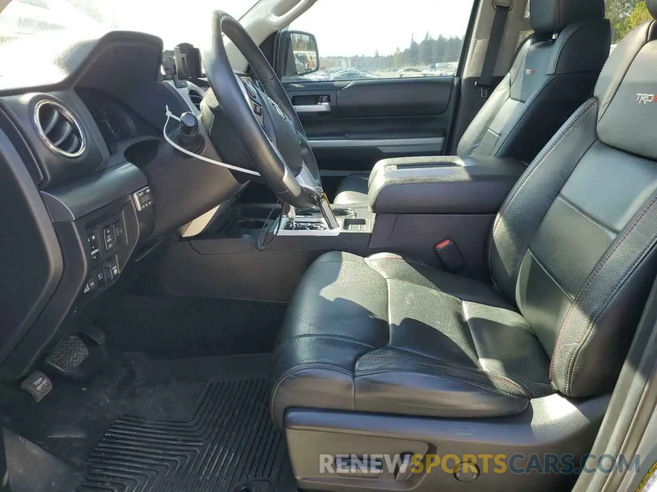 7 fotografías del automóvil dañado 5TFDY5F19MX963094 TOYOTA TUNDRA 2021