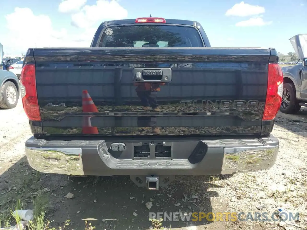 6 fotografías del automóvil dañado 5TFDY5F1XMX047153 TOYOTA TUNDRA 2021