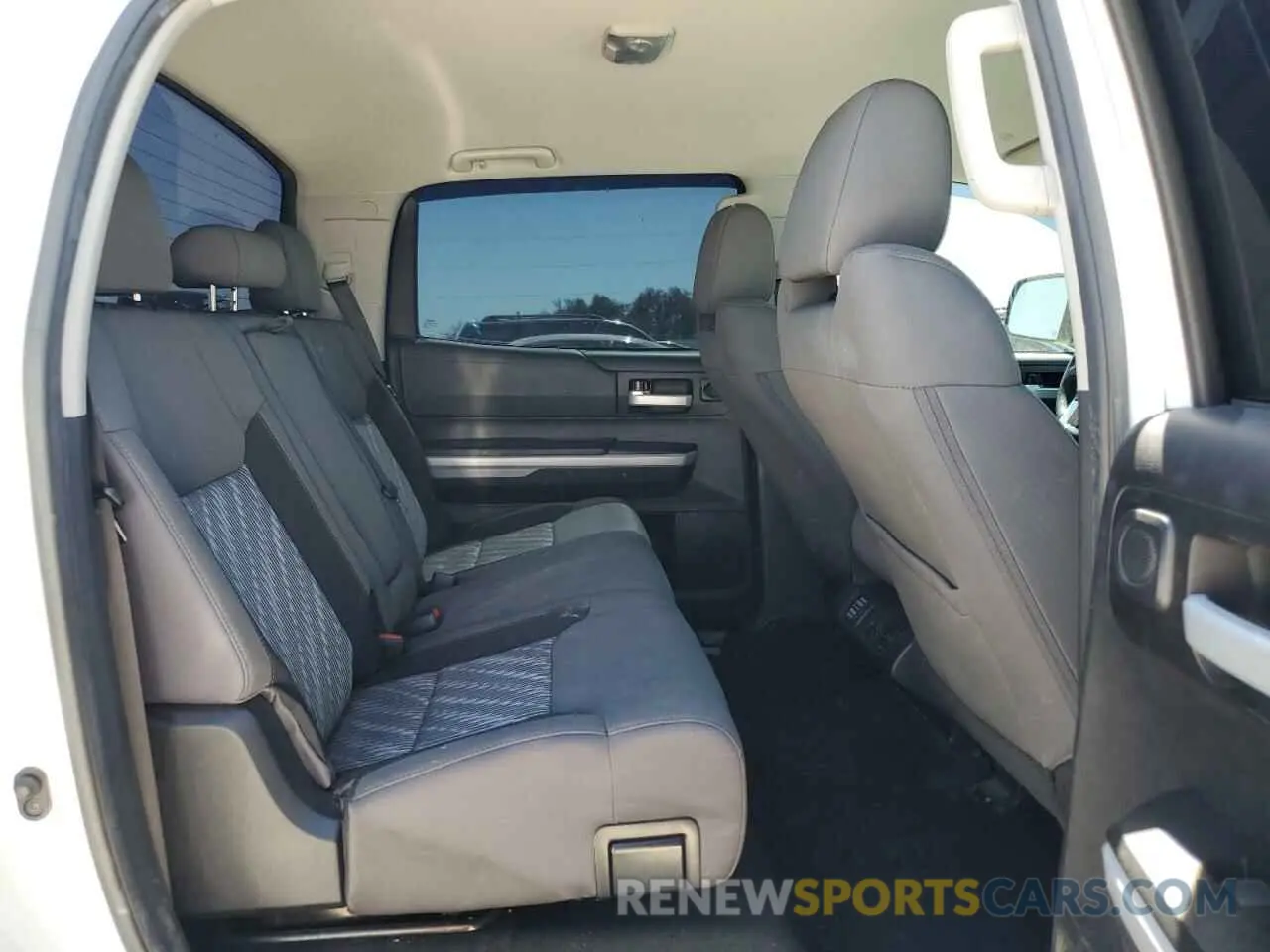 10 fotografías del automóvil dañado 5TFEY5F13MX278044 TOYOTA TUNDRA 2021