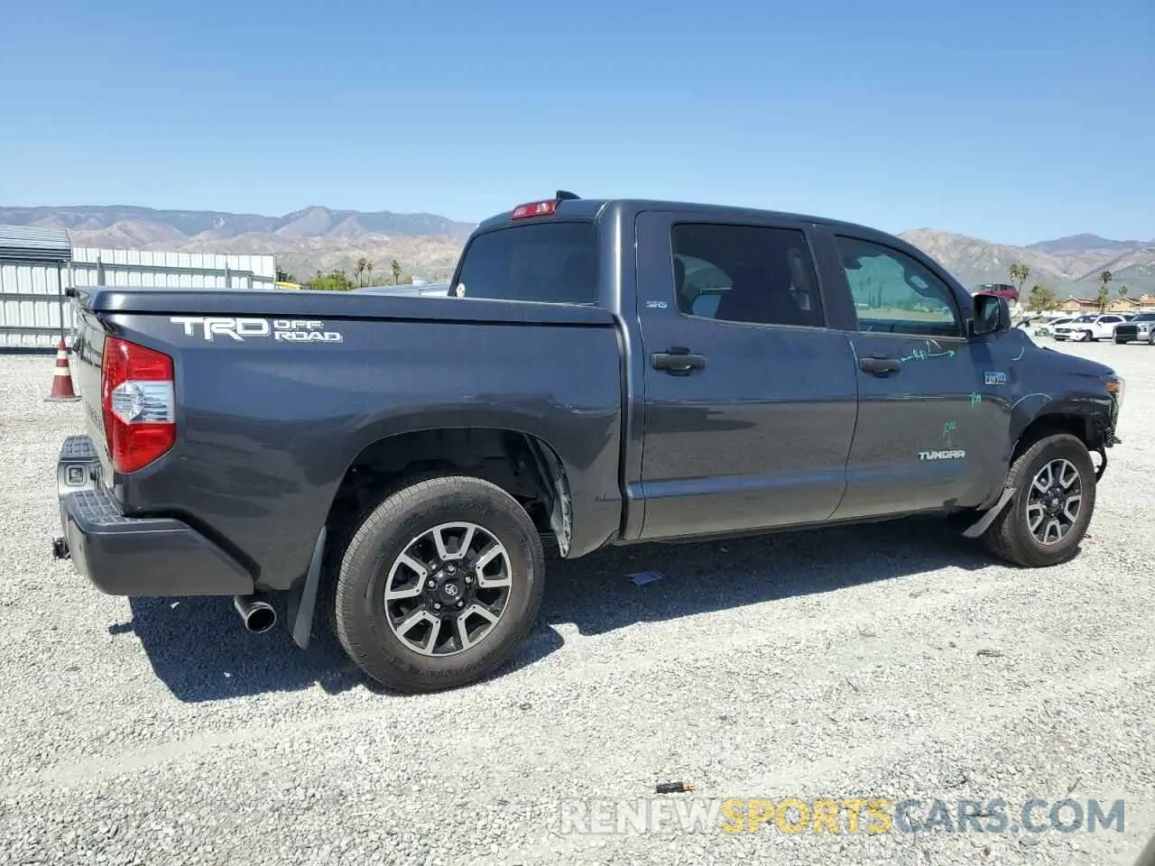 3 fotografías del automóvil dañado 5TFEY5F15MX294777 TOYOTA TUNDRA 2021