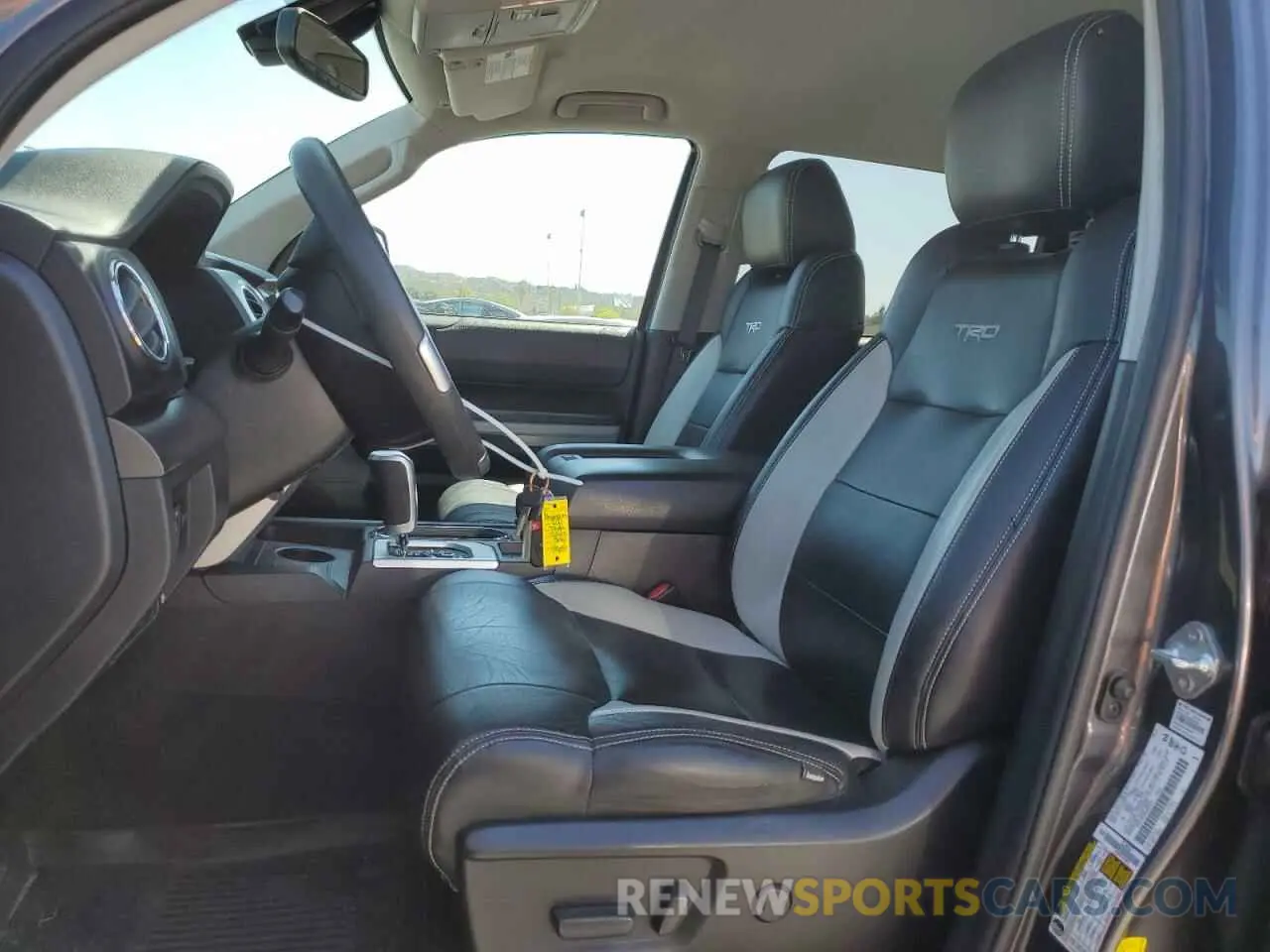 7 fotografías del automóvil dañado 5TFEY5F15MX294777 TOYOTA TUNDRA 2021