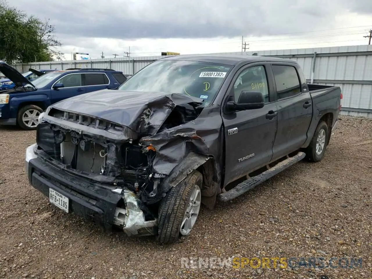 2 fotografías del automóvil dañado 5TFEY5F17MX298300 TOYOTA TUNDRA 2021