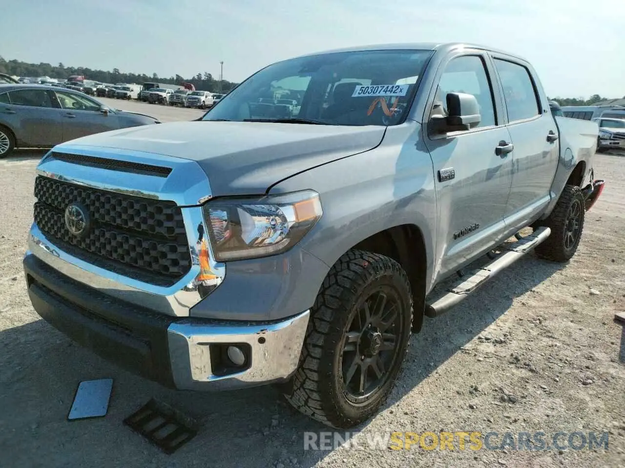 2 fotografías del automóvil dañado 5TFEY5F1XMX278722 TOYOTA TUNDRA 2021