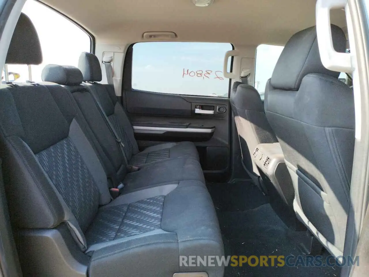 6 fotografías del automóvil dañado 5TFEY5F1XMX278722 TOYOTA TUNDRA 2021