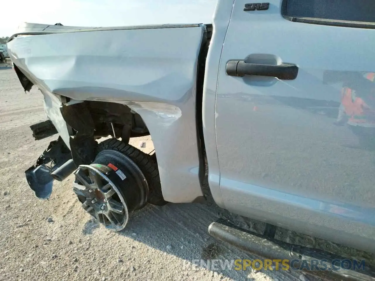 9 fotografías del automóvil dañado 5TFEY5F1XMX278722 TOYOTA TUNDRA 2021