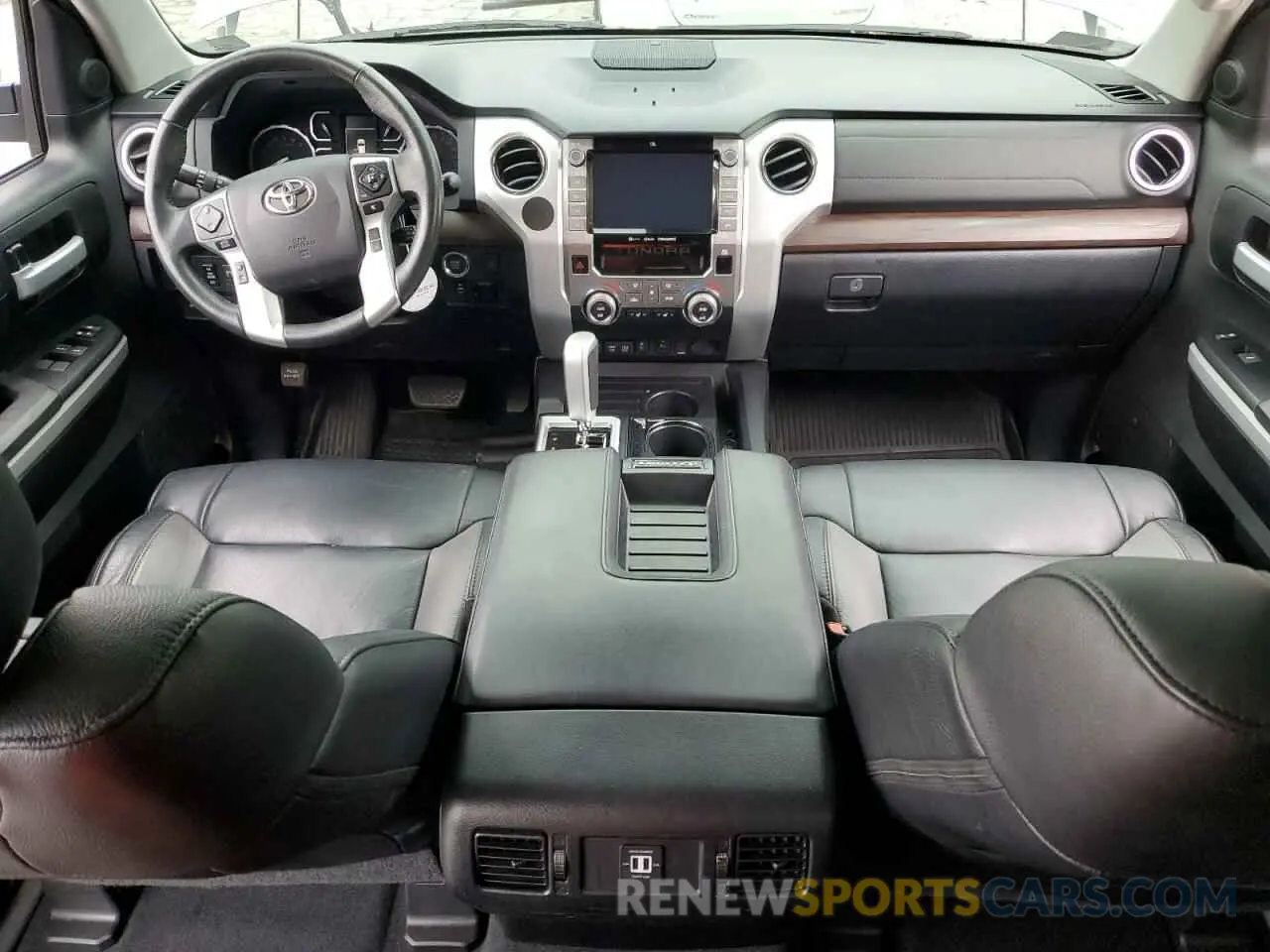 8 fotografías del automóvil dañado 5TFFY5F19MX292163 TOYOTA TUNDRA 2021