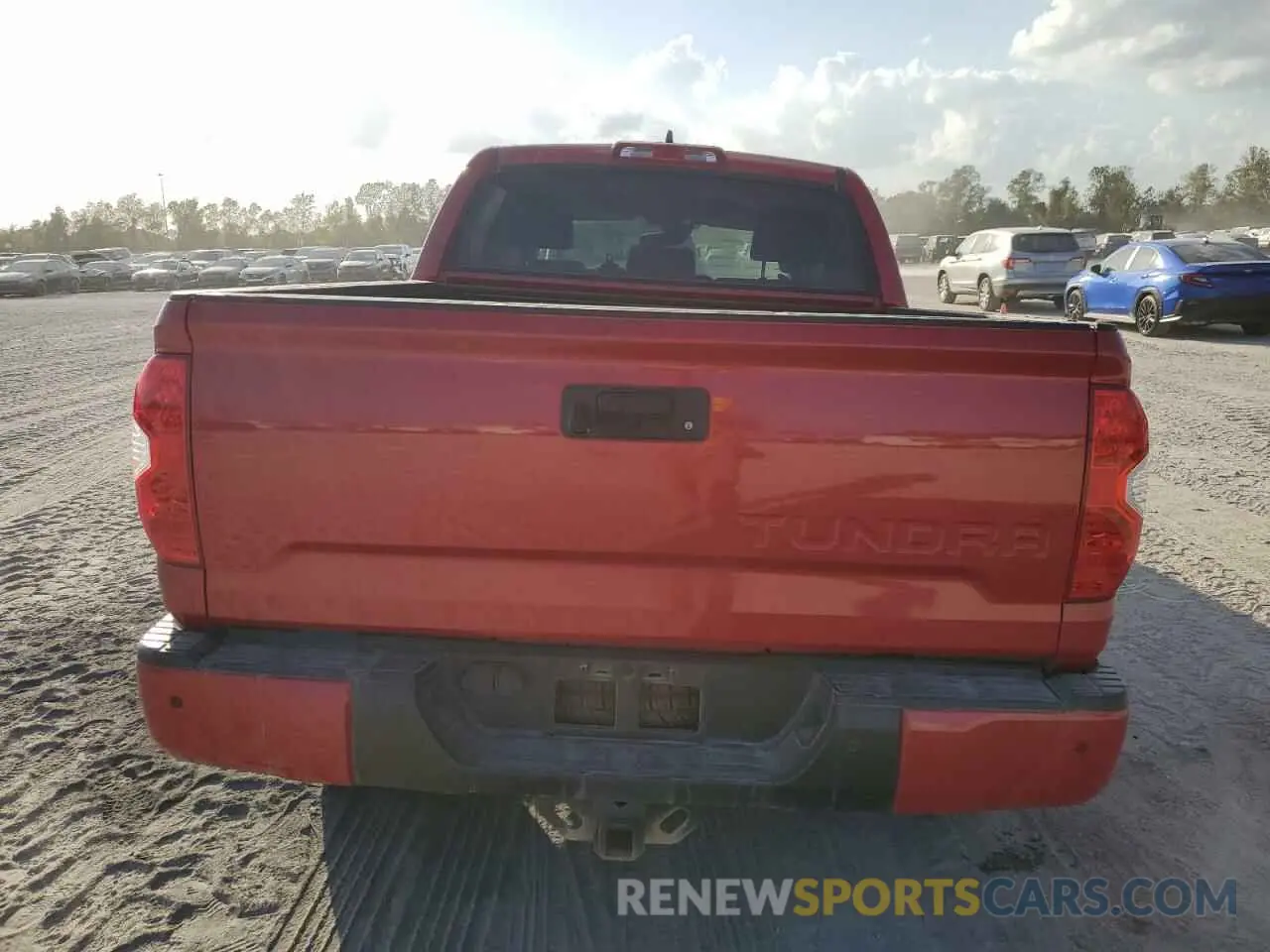 6 fotografías del automóvil dañado 5TFGY5F15MX276062 TOYOTA TUNDRA 2021