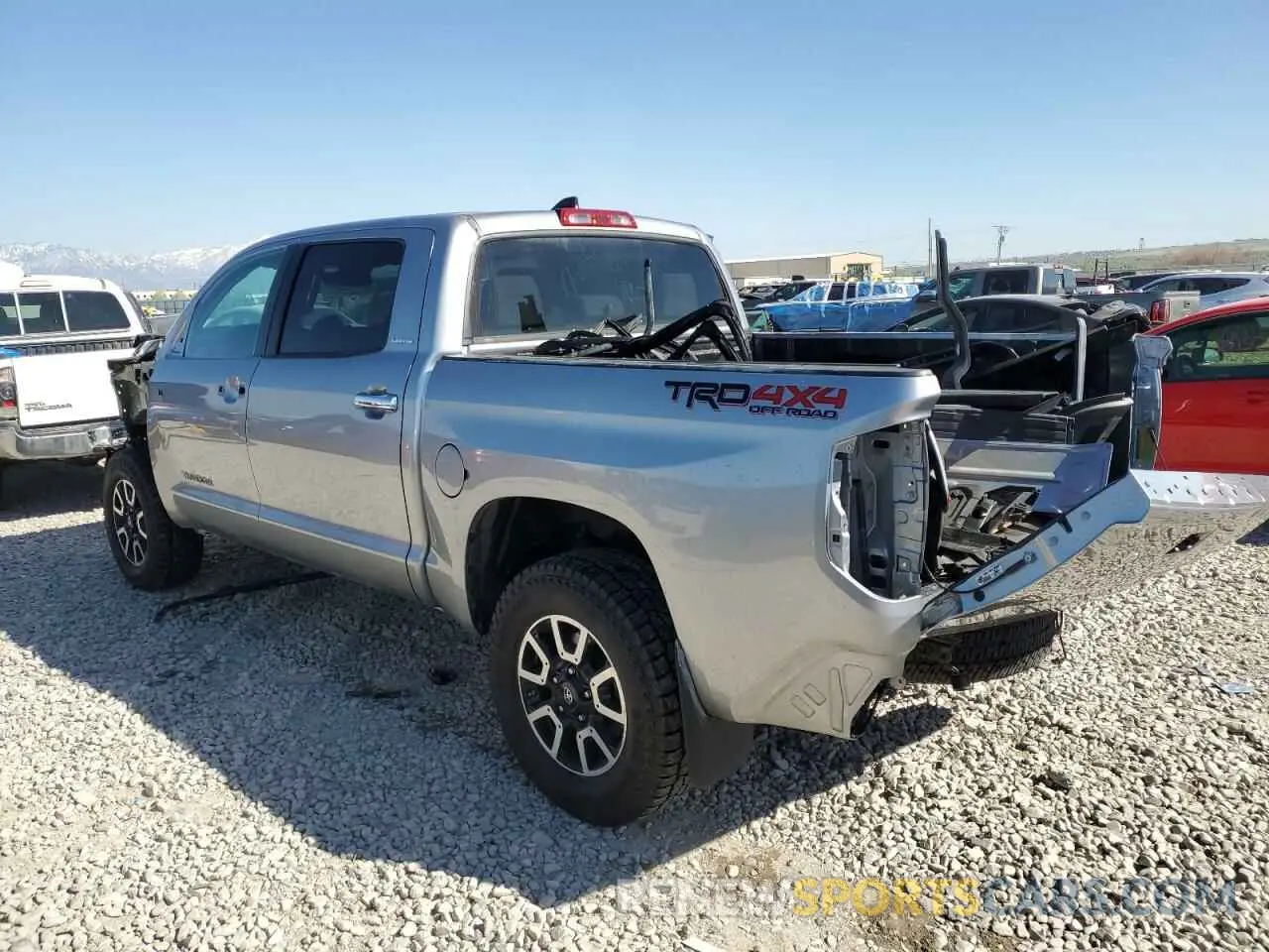 2 fotografías del automóvil dañado 5TFHY5F13MX007255 TOYOTA TUNDRA 2021