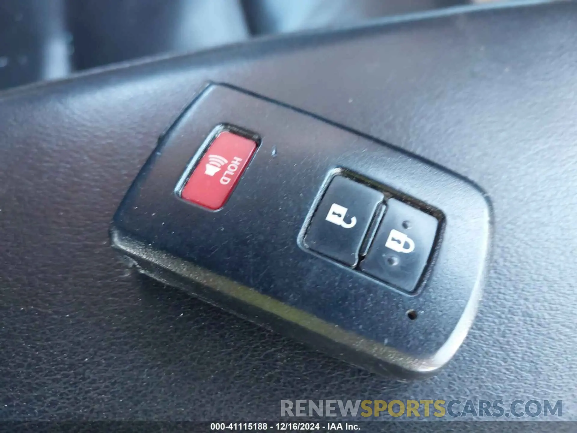 11 fotografías del automóvil dañado 5TFHY5F13MX038151 TOYOTA TUNDRA 2021