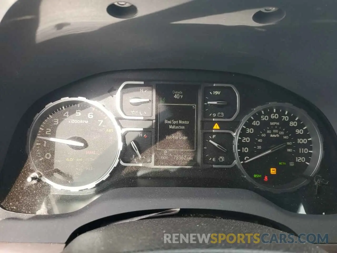 9 fotografías del automóvil dañado 5TFHY5F14MX985151 TOYOTA TUNDRA 2021