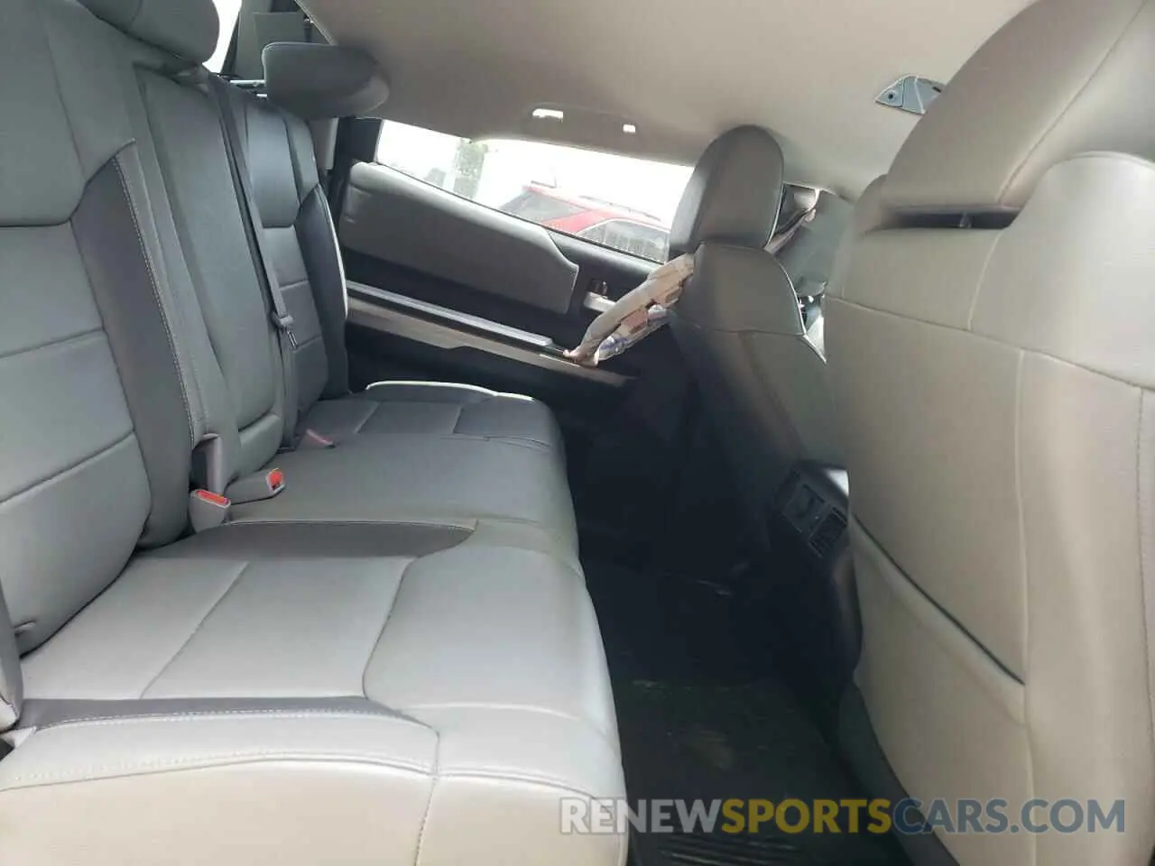 10 fotografías del automóvil dañado 5TFHY5F18MX965842 TOYOTA TUNDRA 2021