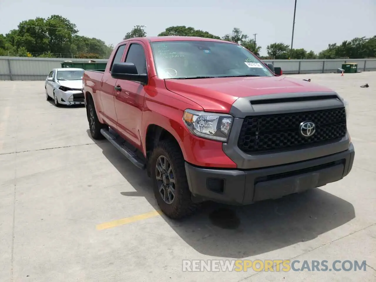 1 fotografías del automóvil dañado 5TFRY5F14MX282251 TOYOTA TUNDRA 2021