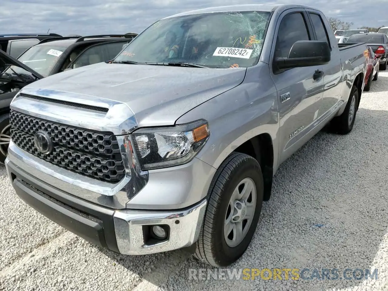 2 fotografías del automóvil dañado 5TFRY5F15MX298281 TOYOTA TUNDRA 2021