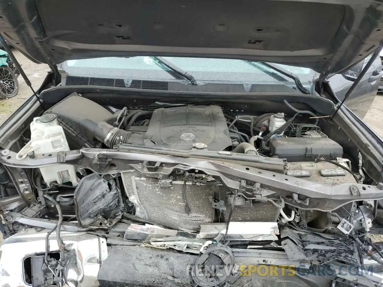 11 fotografías del automóvil dañado 5TFRY5F16MX274880 TOYOTA TUNDRA 2021
