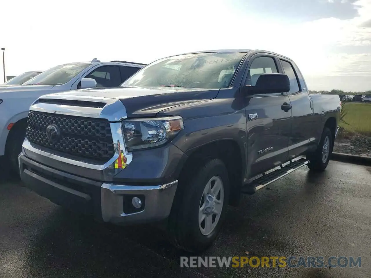 1 fotografías del automóvil dañado 5TFRY5F16MX276676 TOYOTA TUNDRA 2021