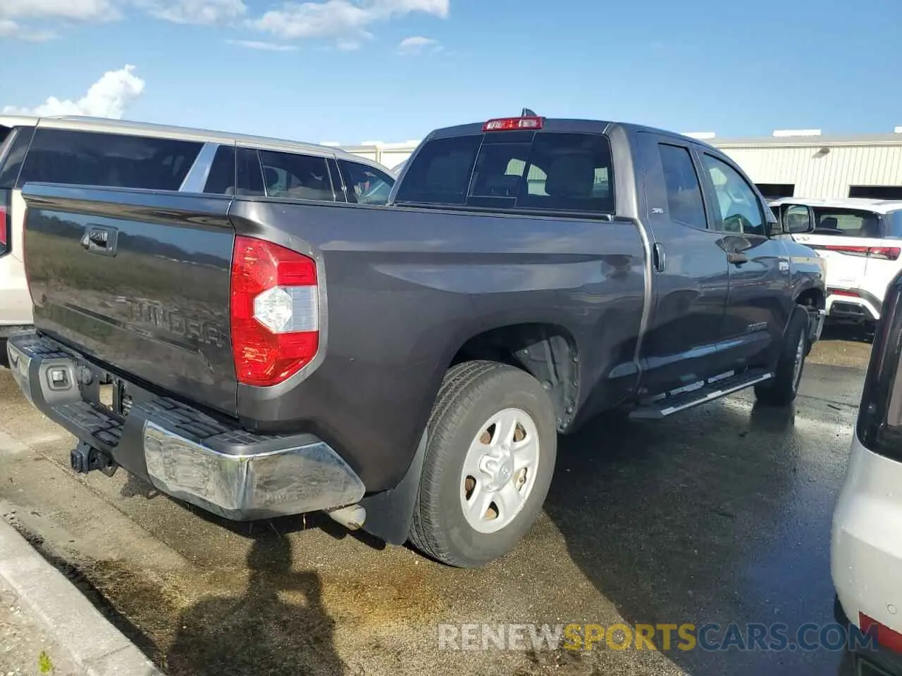 3 fotografías del automóvil dañado 5TFRY5F16MX276676 TOYOTA TUNDRA 2021