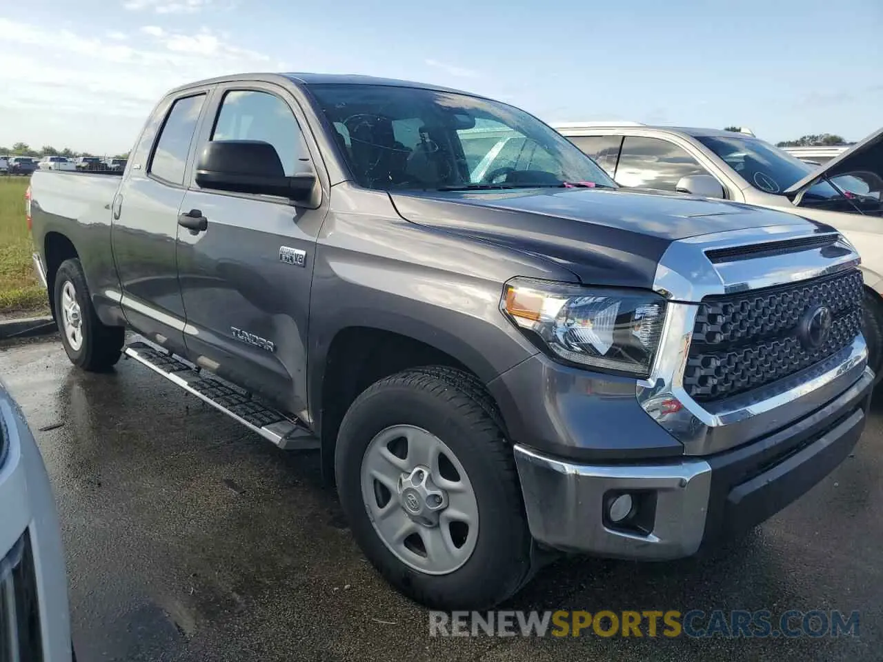 4 fotografías del automóvil dañado 5TFRY5F16MX276676 TOYOTA TUNDRA 2021