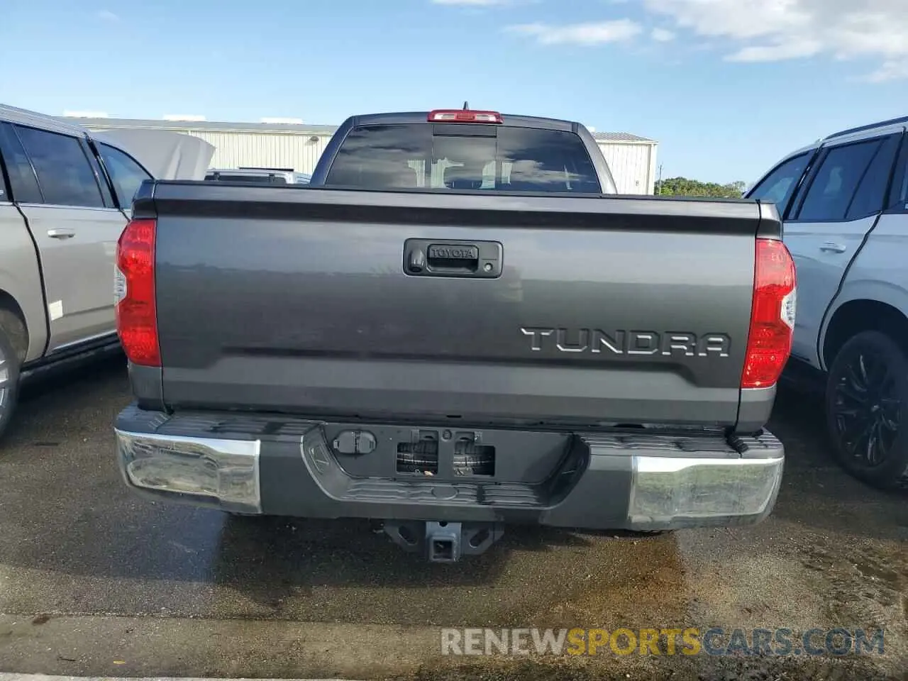 6 fotografías del automóvil dañado 5TFRY5F16MX276676 TOYOTA TUNDRA 2021