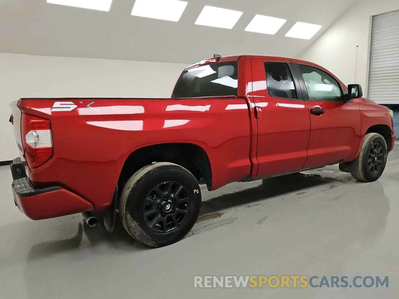 3 fotografías del automóvil dañado 5TFRY5F16MX286513 TOYOTA TUNDRA 2021