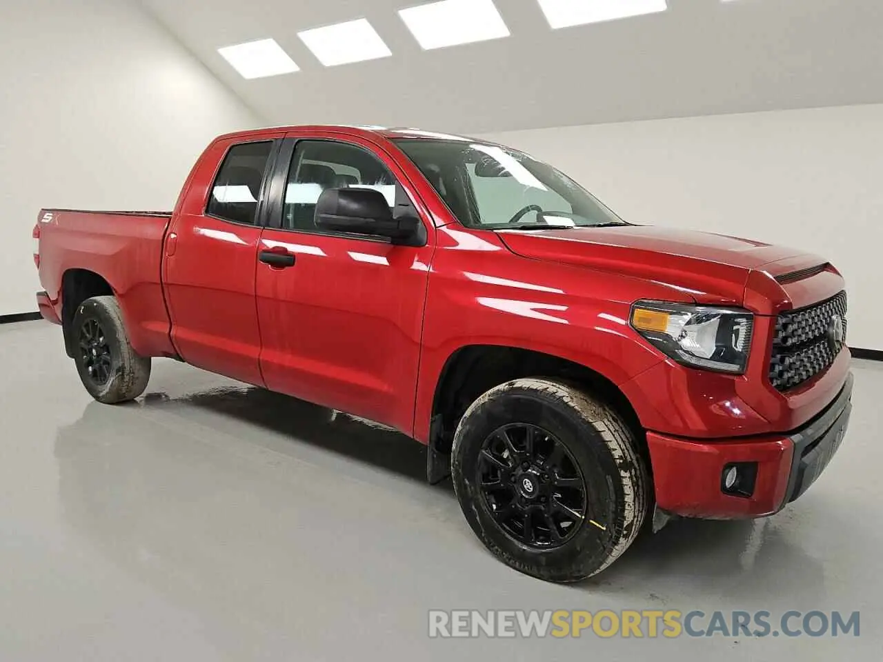 4 fotografías del automóvil dañado 5TFRY5F16MX286513 TOYOTA TUNDRA 2021