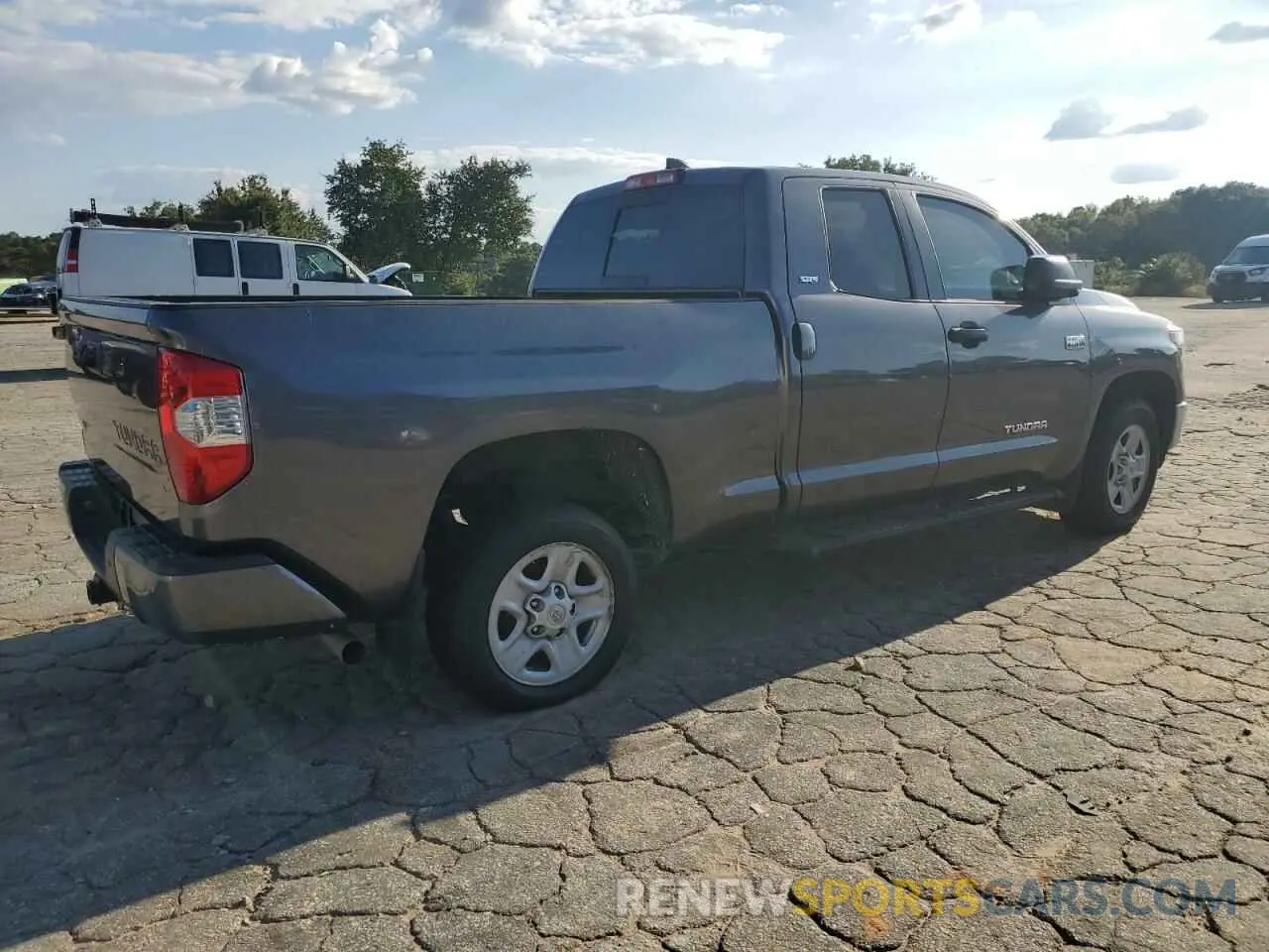 3 fotografías del automóvil dañado 5TFRY5F17MX298024 TOYOTA TUNDRA 2021