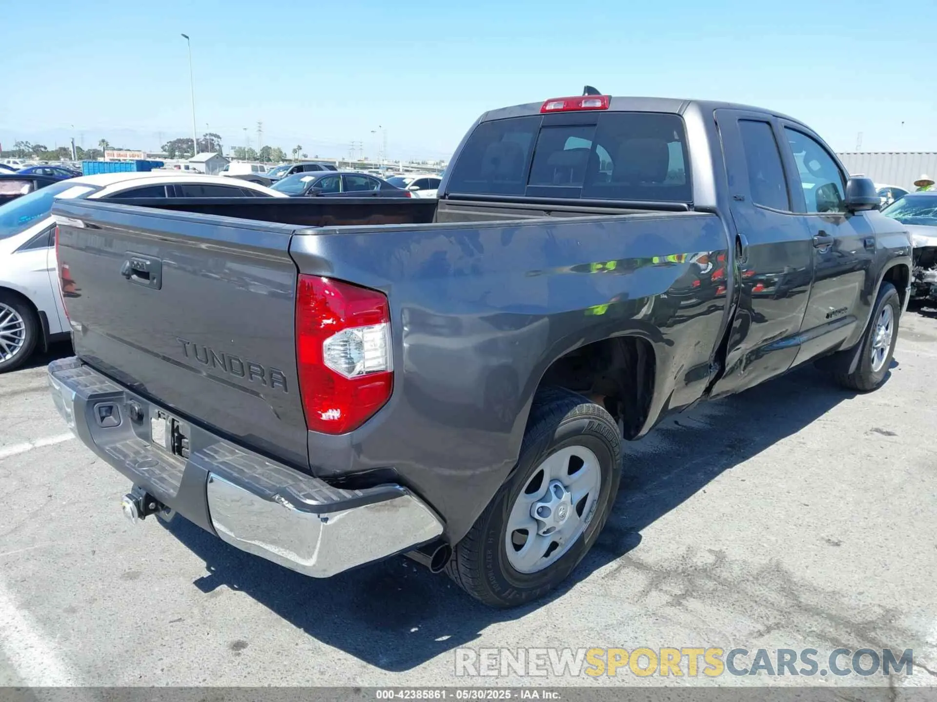 4 fotografías del automóvil dañado 5TFRY5F19MX284108 TOYOTA TUNDRA 2021