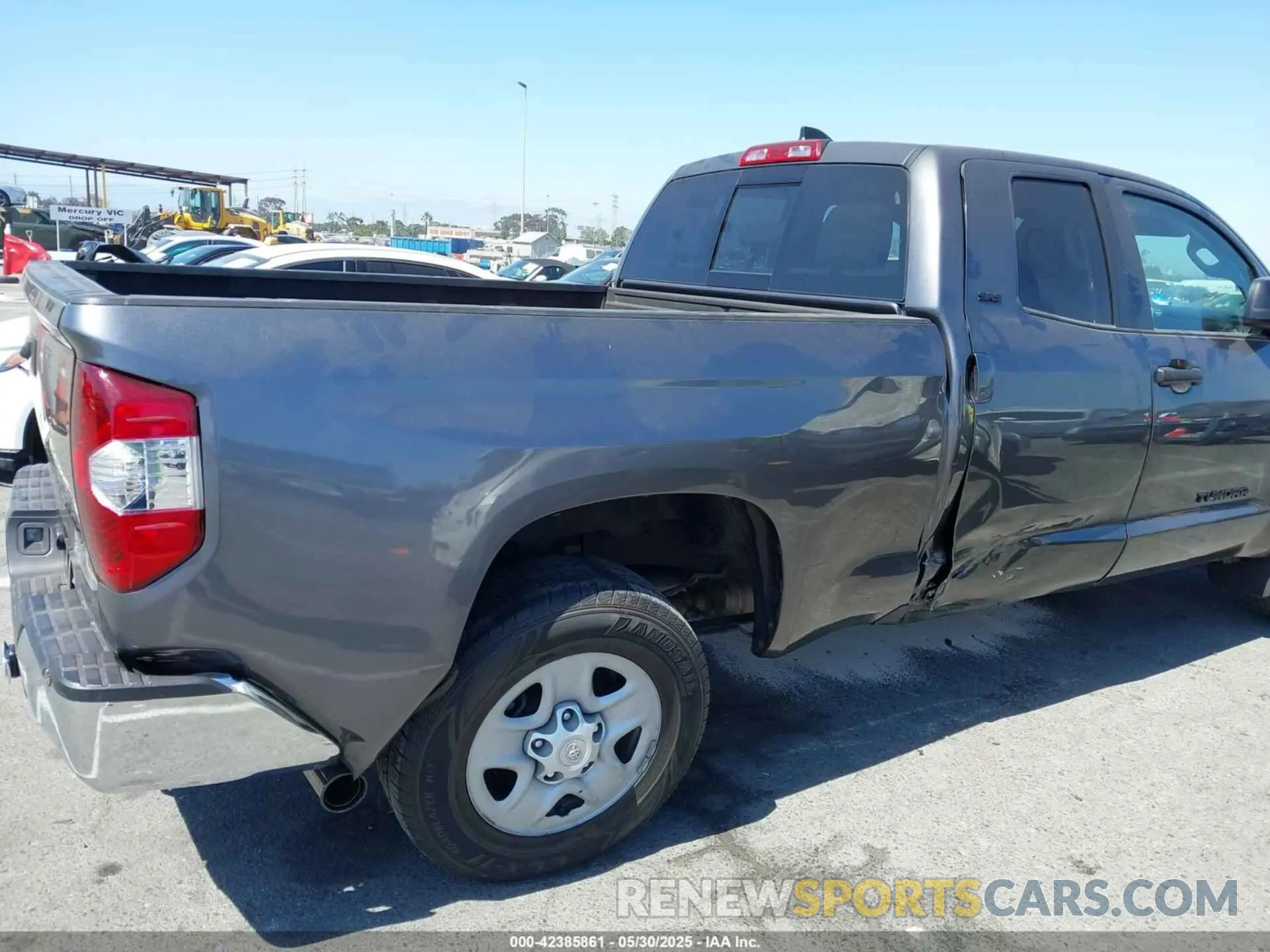 6 fotografías del automóvil dañado 5TFRY5F19MX284108 TOYOTA TUNDRA 2021
