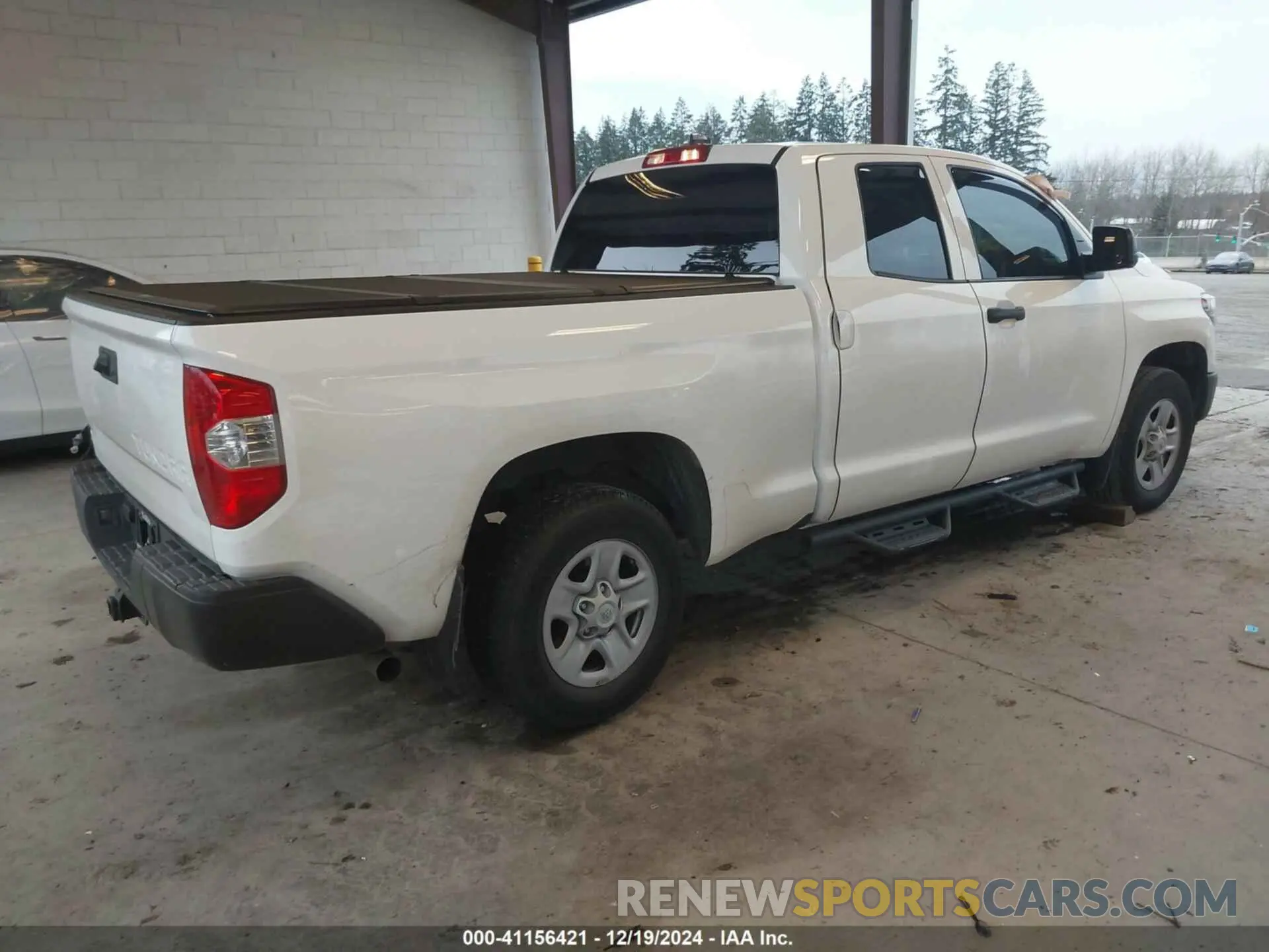 4 fotografías del automóvil dañado 5TFRY5F19MX290684 TOYOTA TUNDRA 2021