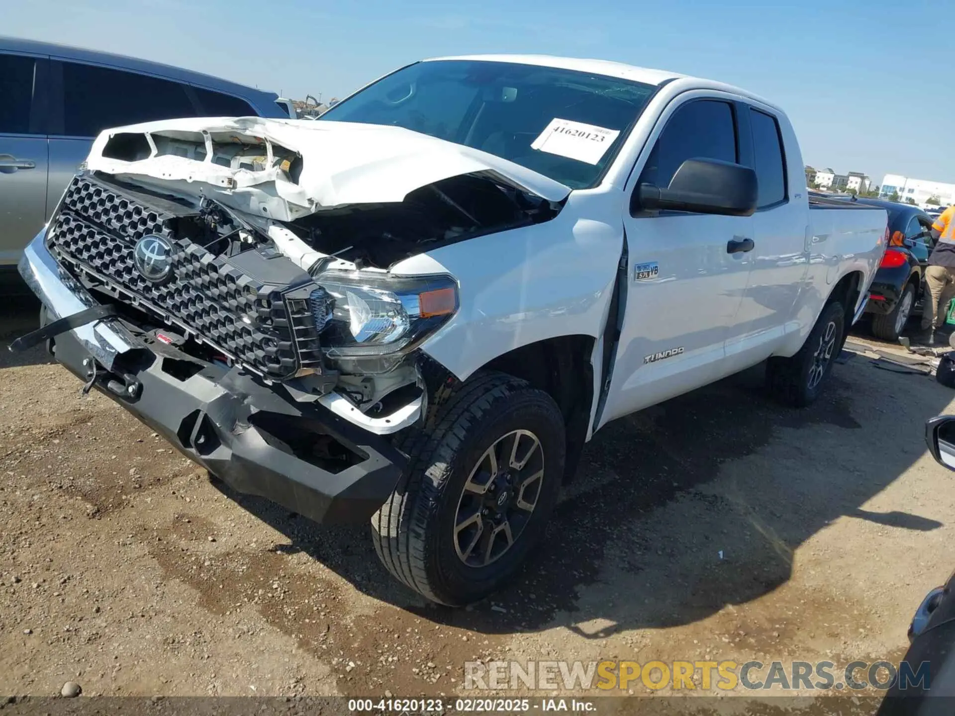 2 fotografías del automóvil dañado 5TFRY5F19MX293763 TOYOTA TUNDRA 2021