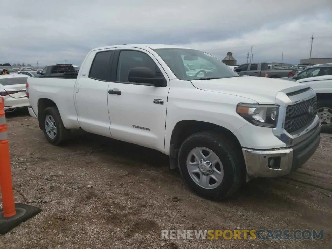4 fotografías del automóvil dañado 5TFRY5F19MX293956 TOYOTA TUNDRA 2021