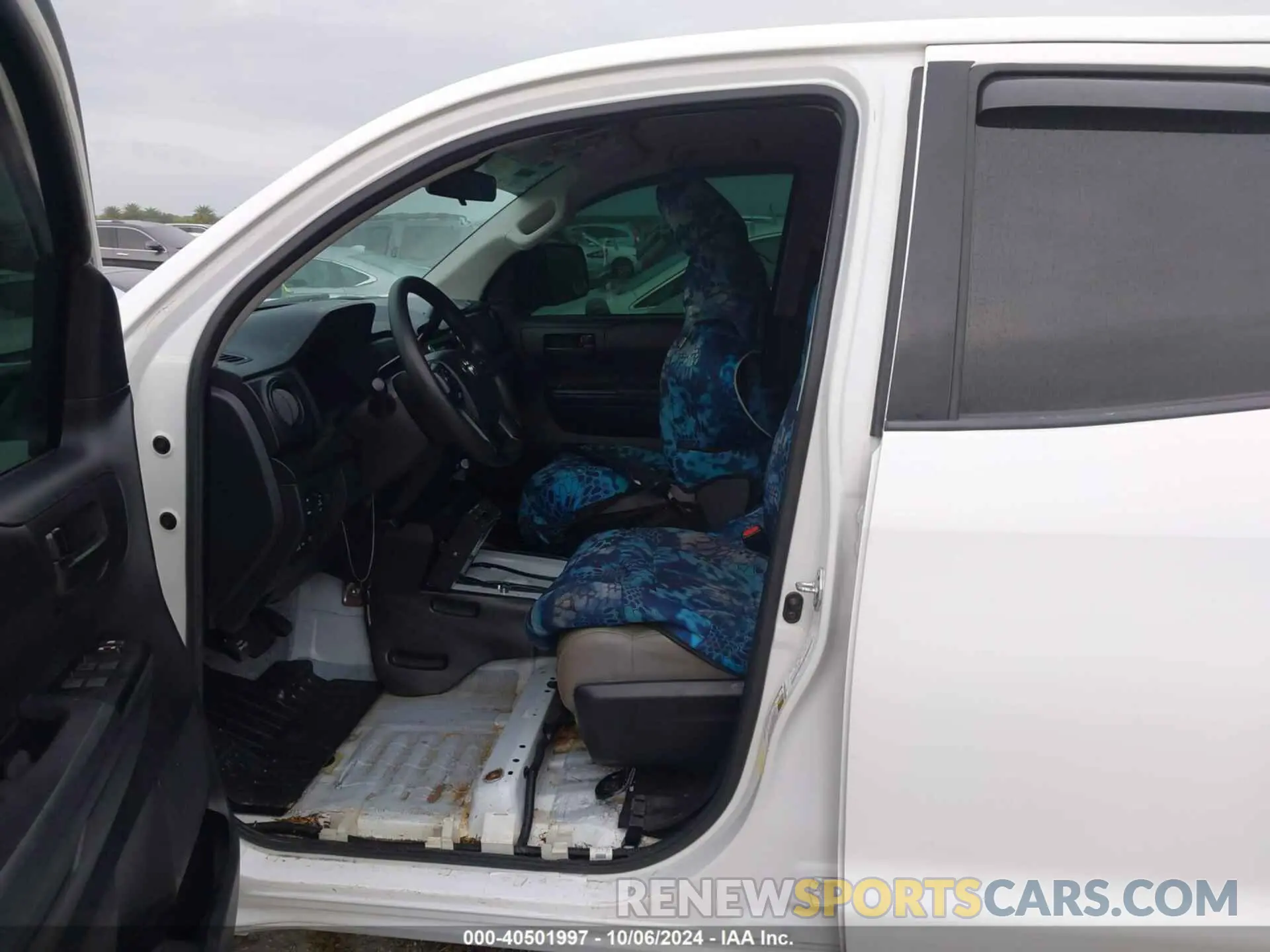 5 fotografías del automóvil dañado 5TFRY5F1XMX279547 TOYOTA TUNDRA 2021