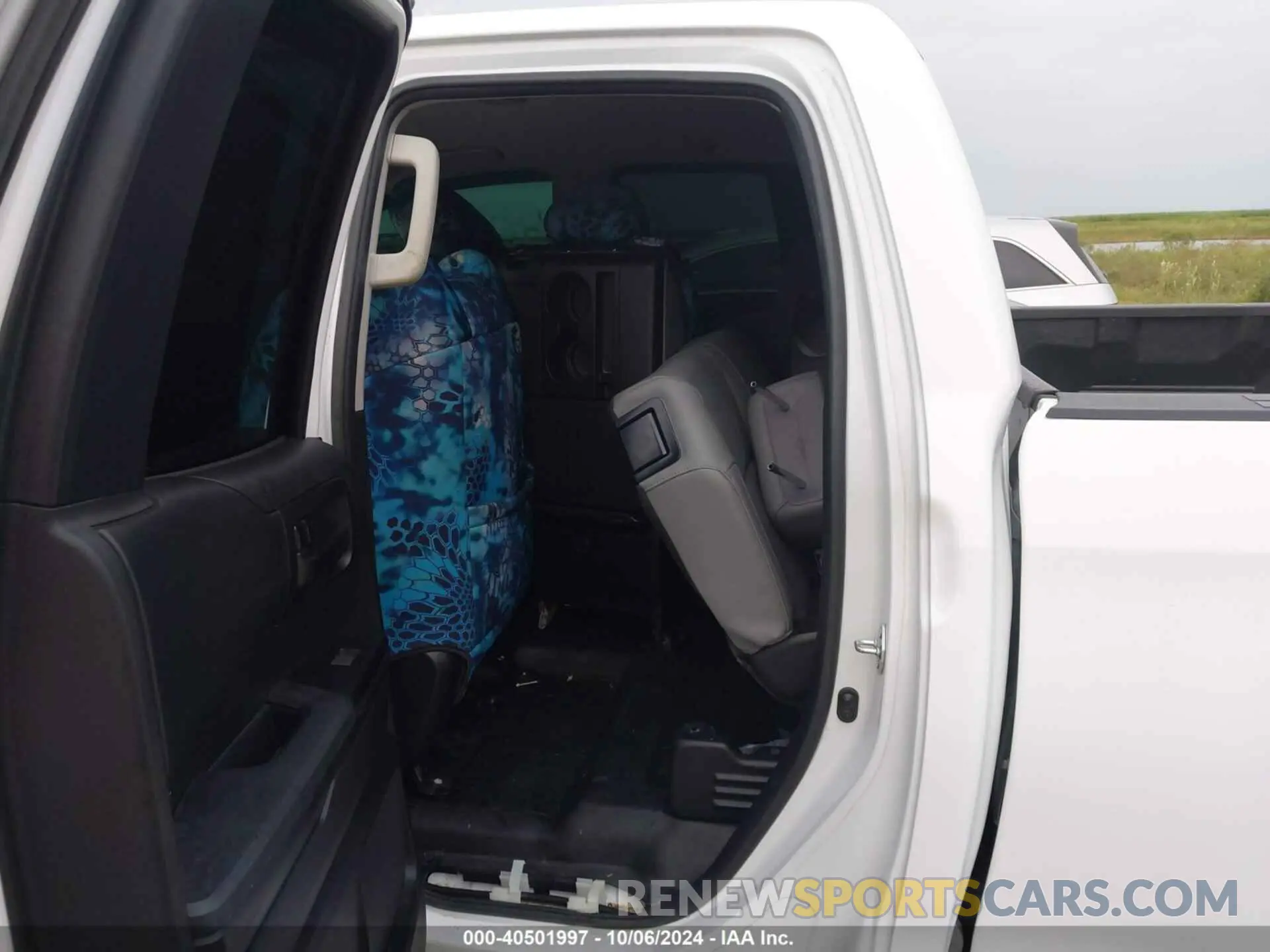 8 fotografías del automóvil dañado 5TFRY5F1XMX279547 TOYOTA TUNDRA 2021
