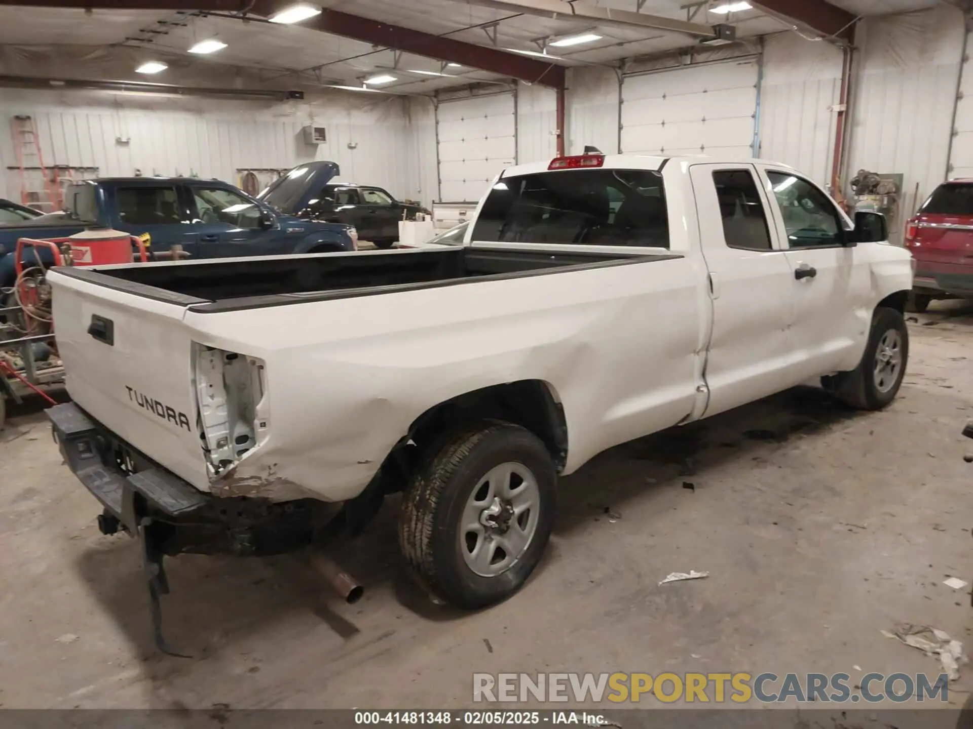 4 fotografías del automóvil dañado 5TFTY5F11MX012464 TOYOTA TUNDRA 2021