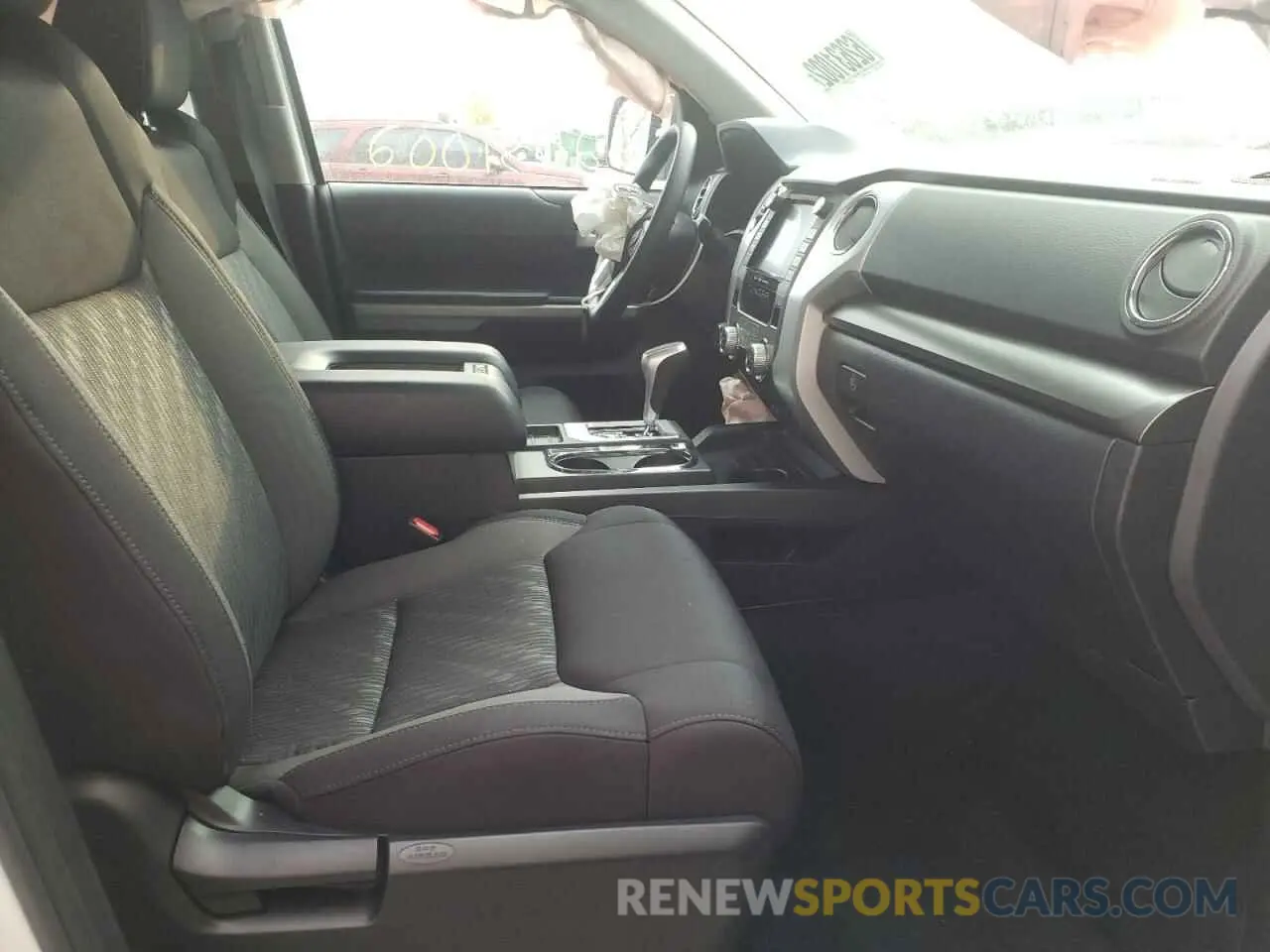 5 fotografías del automóvil dañado 5TFUY5F10MX048926 TOYOTA TUNDRA 2021