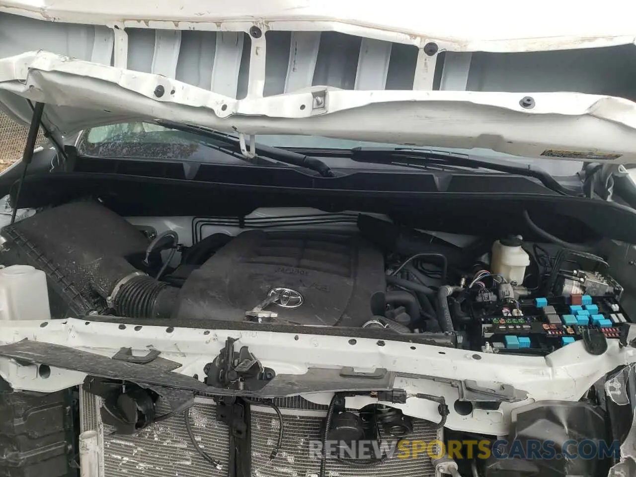 7 fotografías del automóvil dañado 5TFUY5F10MX048926 TOYOTA TUNDRA 2021