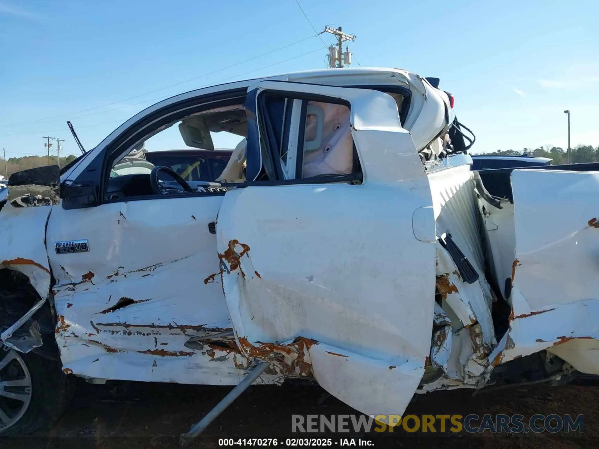 13 fotografías del automóvil dañado 5TFUY5F11MX011609 TOYOTA TUNDRA 2021