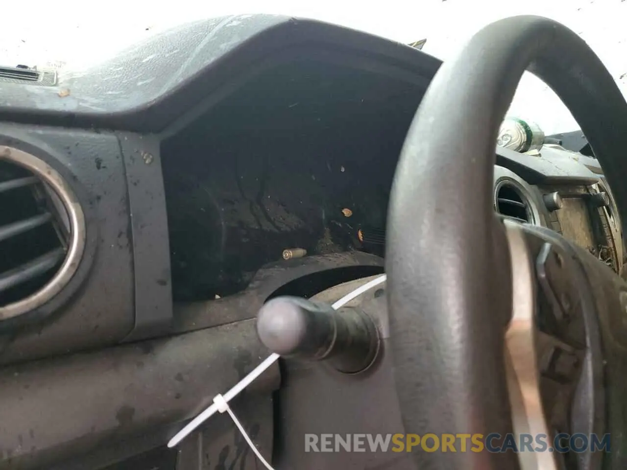 9 fotografías del automóvil dañado 5TFUY5F15MX957552 TOYOTA TUNDRA 2021