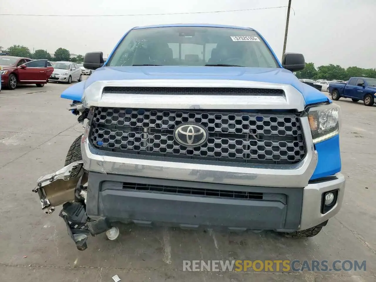 5 fotografías del automóvil dañado 5TFUY5F17MX974921 TOYOTA TUNDRA 2021