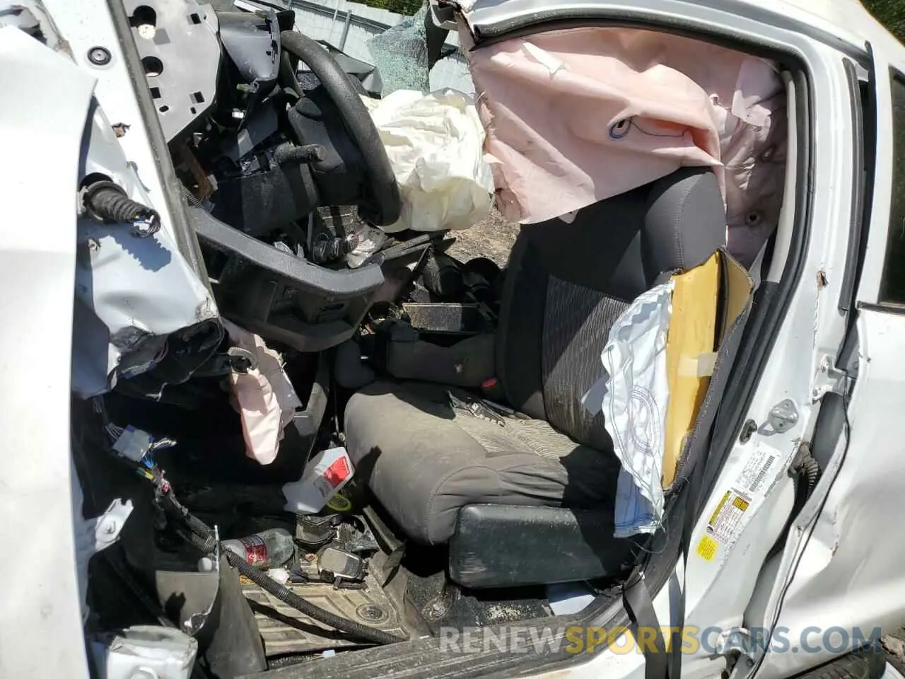 7 fotografías del automóvil dañado 5TFUY5F18MX020744 TOYOTA TUNDRA 2021