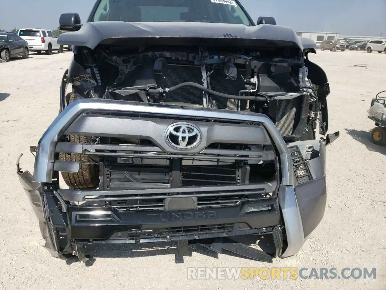 9 fotografías del automóvil dañado 5TFJA5AB6NX002042 TOYOTA TUNDRA 2022
