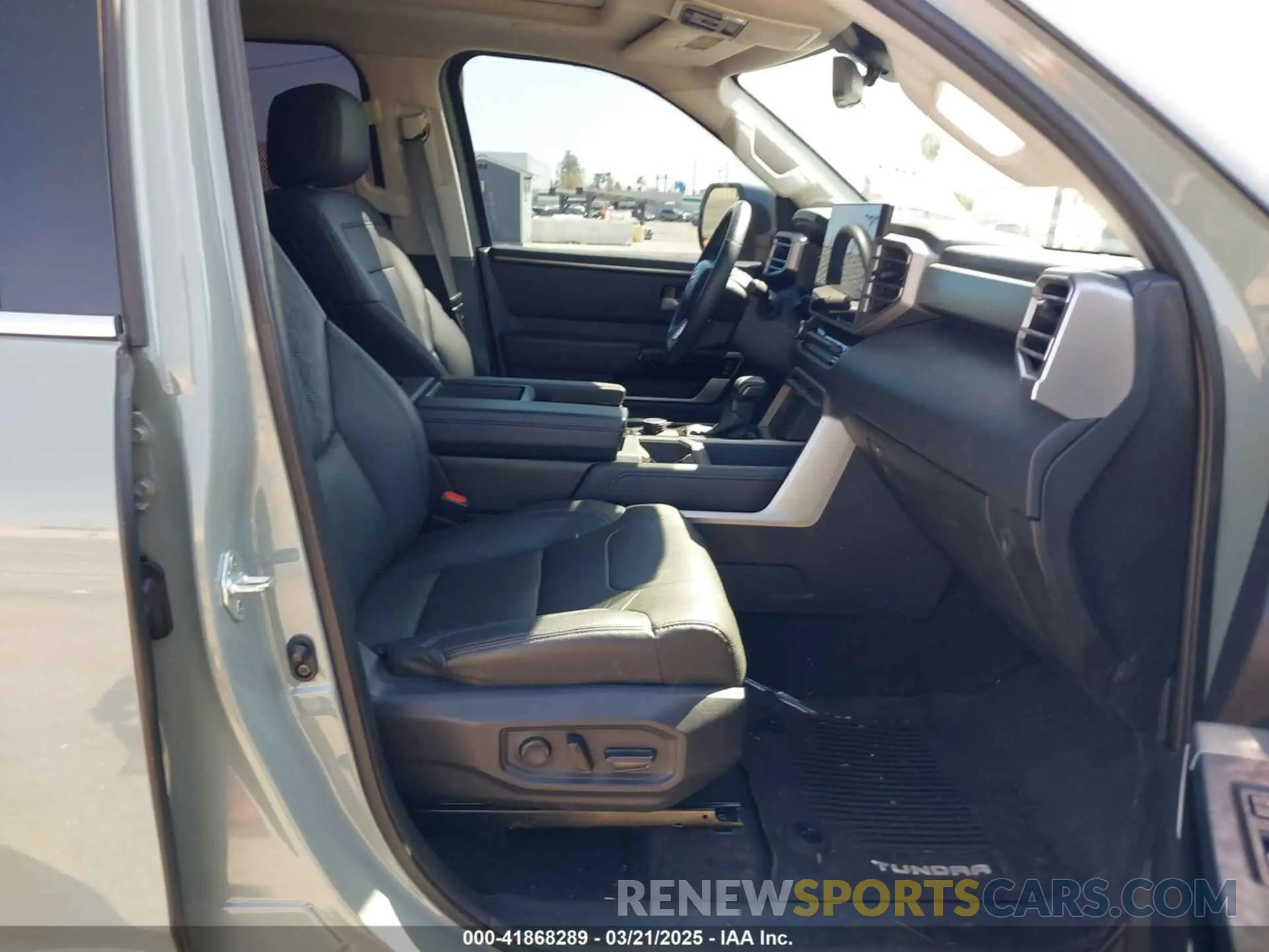5 fotografías del automóvil dañado 5TFJA5AB6NX012246 TOYOTA TUNDRA 2022