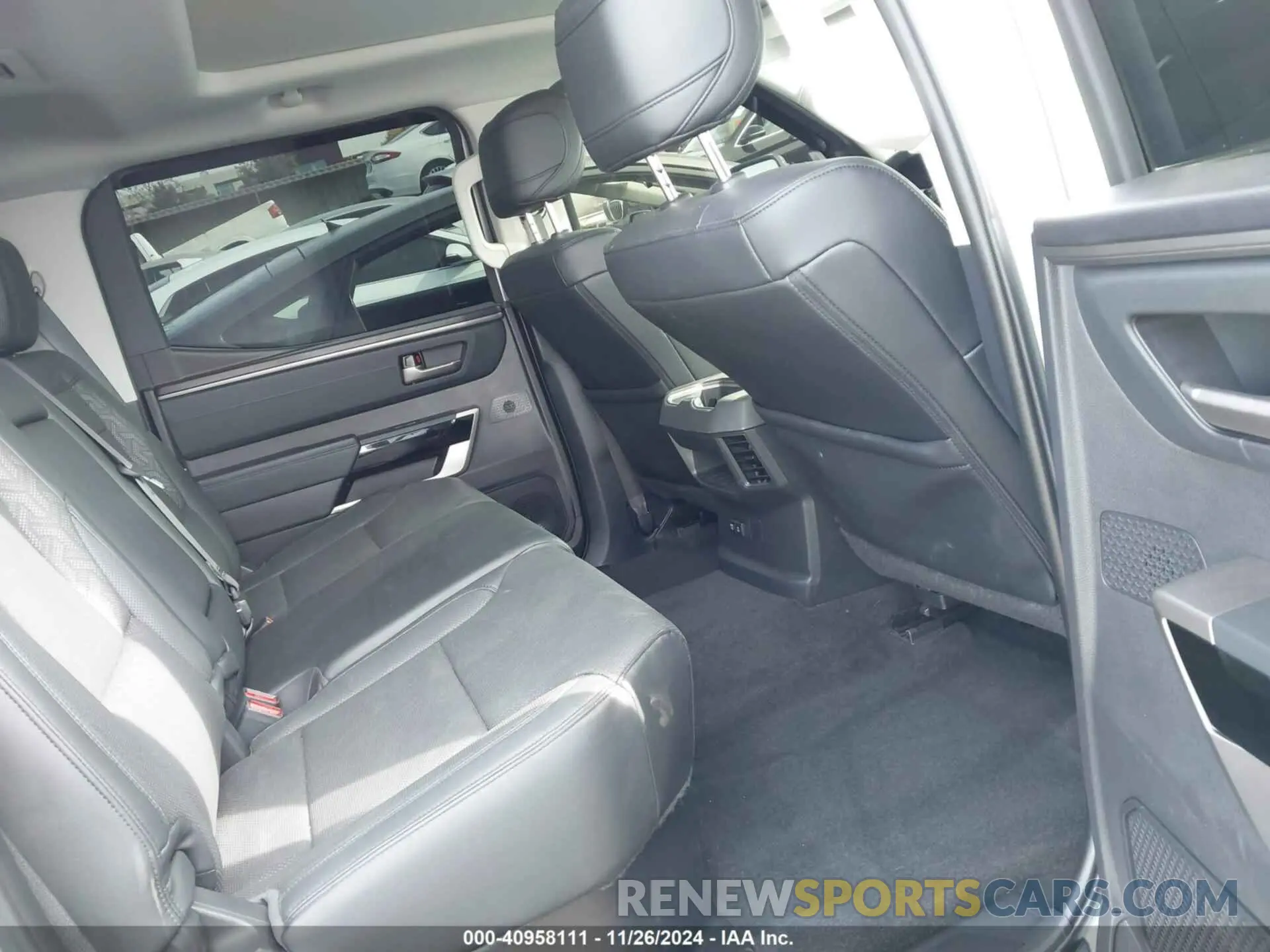 8 fotografías del automóvil dañado 5TFJA5AB7NX006956 TOYOTA TUNDRA 2022