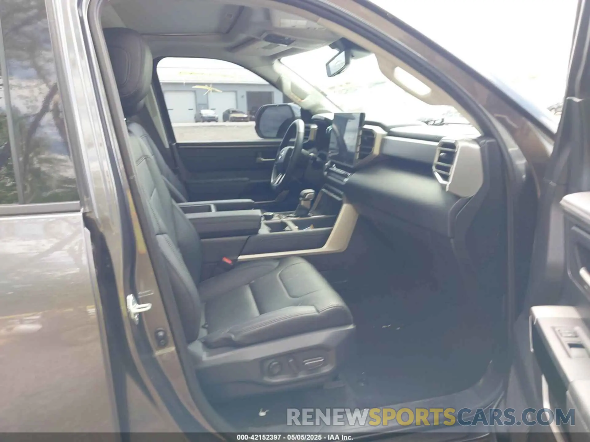 5 fotografías del automóvil dañado 5TFJA5DA6NX033679 TOYOTA TUNDRA 2022