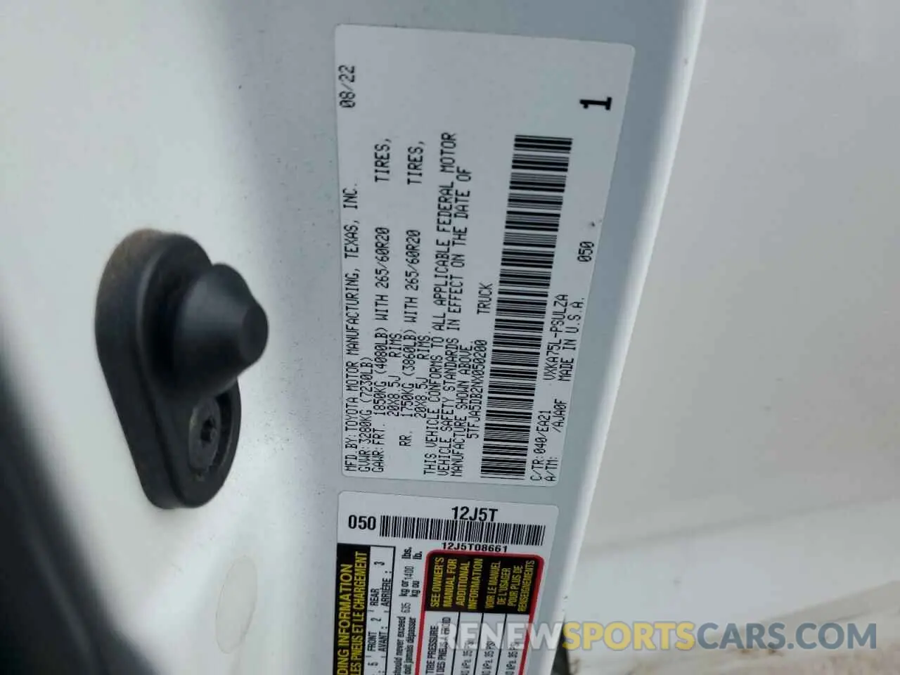 12 fotografías del automóvil dañado 5TFJA5DB2NX050200 TOYOTA TUNDRA 2022