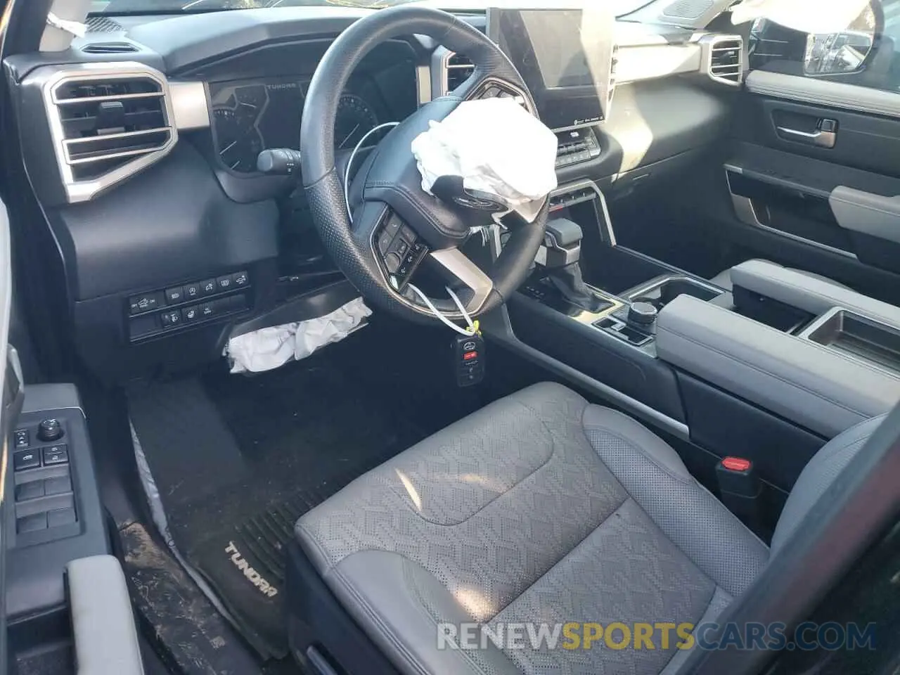 8 fotografías del automóvil dañado 5TFJA5DB9NX011037 TOYOTA TUNDRA 2022