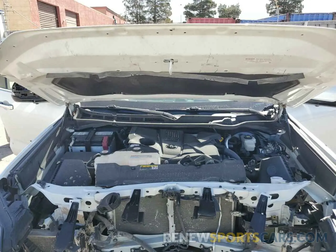 12 fotografías del automóvil dañado 5TFJA5DB9NX018019 TOYOTA TUNDRA 2022